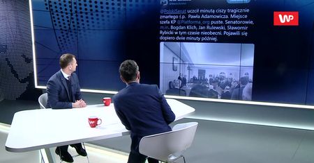 Senatorowie PO spóźnieni na minutę ciszy. Sławomir Nitras mówi o "prowokacji"
