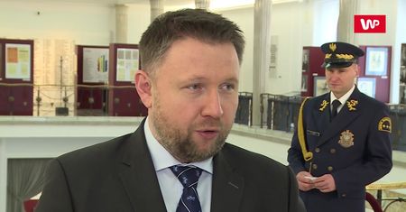 Listy PiS do PE w ogniu krytyki. "Strach i panika"
