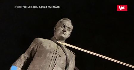 To on wybudował pomnik ks. Jankowskiego. Zabrał głos w sprawie jego obalenia