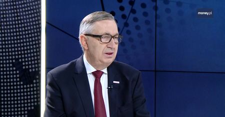 Szwed o zmianach w zakazie handlu. "Życie przynosi różne niespodzianki"