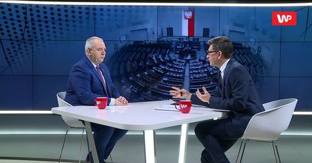 PiS wycofa się z zakazu handlu? Wymowny komentarz Jacka Sasina