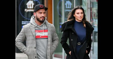 Uczestnicy nowej edycji "Big Brothera" ćwiczą pozy pod TVN-em