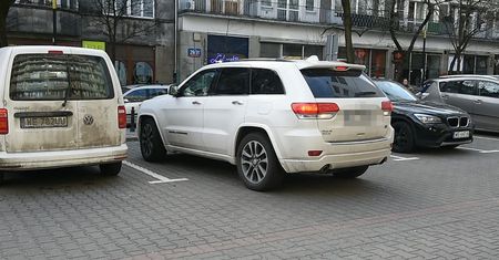 Kalczyńska chwali się nowym Jeepem za 270 tysięcy złotych