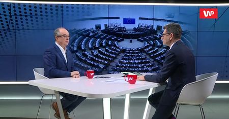 Rozszerzenie 500+. Szef SLD Włodzimierz Czarzasty składa deklarację
