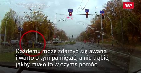 Zamiast trąbić, ruszył z pomocą. Nagranie z Lublina