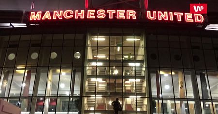 Legendarny piłkarz Manchesteru United, Denis Law, wskazał dwie najważniejsze postaci w historii klubu