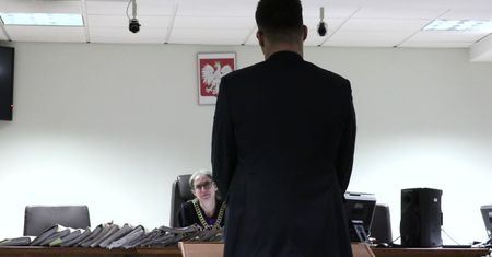 Kolejny świadek uchyla od odpowiedzi w procesie Cezarego P.