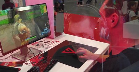 Modecom Volcano Blade Ultra Thin  –  wyjątkowo smukła klawiatura mechaniczna #PGA2018