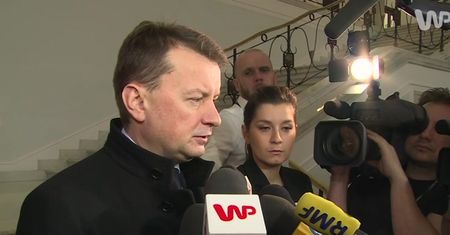 Opozycja krytykuje MSWiA. Schetyna o rezygnacji szefa KGP: to absurdalne