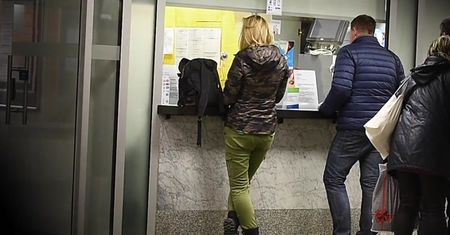 Martyna Wojciechowska nie może poradzić sobie z plecakiem