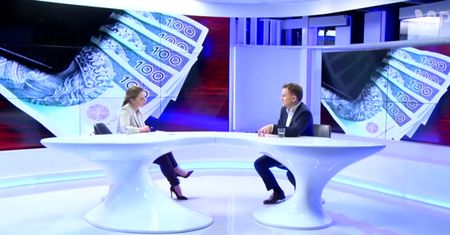 500+ niekorzystny dla samotnych matek? "Małżeństwo jest lepsze niż związek partnerski"