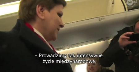 Beata Szydło w samolocie: zaczynam się zastanawiać, czy jesteśmy premierem Europy, czy jesteśmy premierem Polski