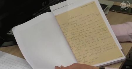 IPN ujawnia część akt znalezionych w domu gen. Kiszczaka
