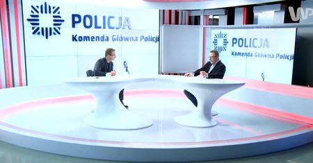 #dziejesienazywo Sienkiewicz o "łowcach cieni"