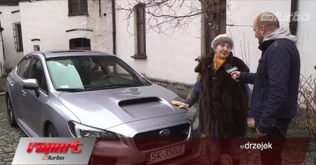 81-latka w subaru