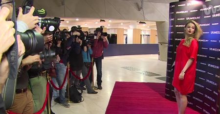 "Sprawiedliwy": Anna Karczmarczyk na premierze