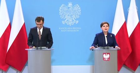 Szydło: Waszczykowski sam przyznał, że być może zbyt wcześnie KW została zaproszona do Polski