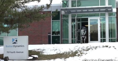 Atlas - niesamowity robot Google znów w akcji