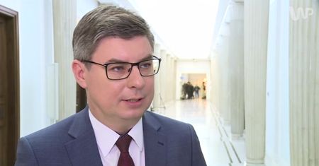 Europoseł PiS skrytykował rządy własnej partii. Grabiec: może szuka sprzymierzeńców