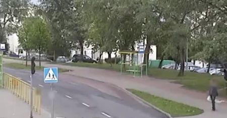 Potrącenie 12-latka na przejściu dla pieszych. Policja opublikowała drastyczny film
