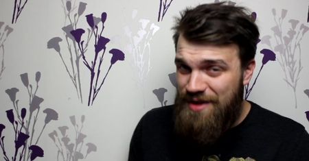 #porannyMasochizm Wegeterror trwa? Rzucają nie tylko mięsem