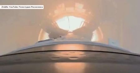 Start Sojuza z kosmodromu Wostocznyj widziany z kamer pokładowych