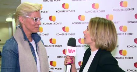 Oburzona Felicjańska broni uzależnienia: "Ja się nie zrealizuję na kasie w Biedronce!"