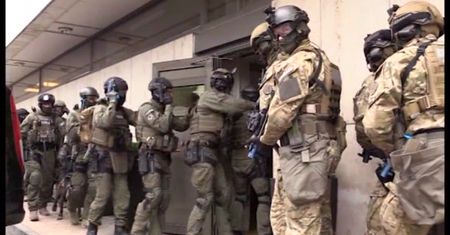 Akcja funkcjonariuszy policji i "ŻW" w warszawskim hotelu