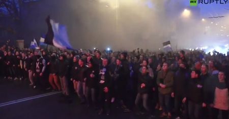 Kibice zwaśnionych klubów przemaszerowali ulicami Dniepropietrowska