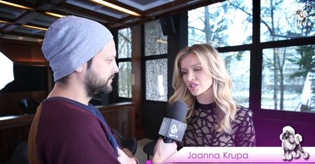 Krupa promuje otwarte klatki: "Te kury bardzo dużo przeżywają, chcą sobie zrobić krzywdę!"