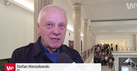 Informacja o odejściu z PO to primaaprilisowy żart? Niesiołowski dla WP: mówiłem, że nie wychodzę