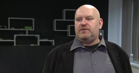 Ponad połowa kupujących w sieci robi zakupy przez smartfony i tablety