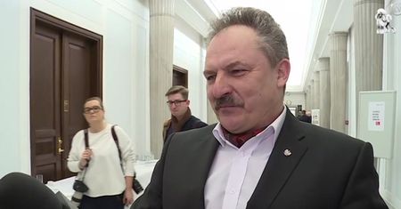 Iloma piwami upija się poseł Jakubiak? "Nie wiem, czy kiedykolwiek się upiłem"