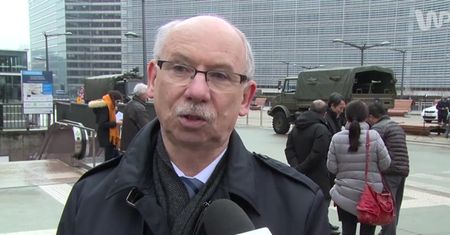 Janusz Lewandowski: panowała niepisana umowa, teraz Bruksela płaci za to wysoką cenę
