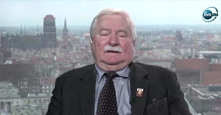 Wałęsa o wizycie w IPN: mojego autorstwa jest prawdopodobnie tylko jeden dokument
