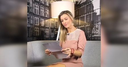 Joanna Krupa czyta po polsku...