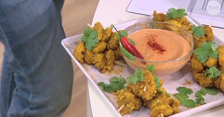 Kurczak satay z sosem z orzeszków ziemnych