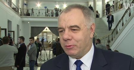 Dymisje i ponowne wybranie sędziów mogłyby rozwiązać spór wokół Trybunału?