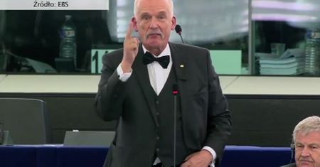 Korwin-Mikke w PE: demokracja to tyrania większości. PiS będzie robił, co chciał