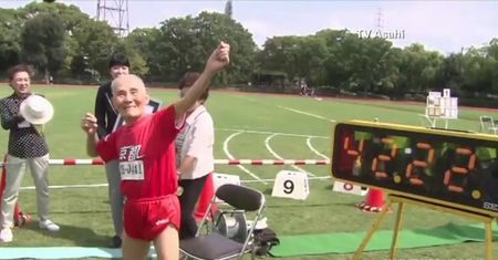 105-latek pobił rekord Guinnessa w biegu na 100 metrów