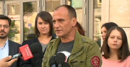 Kukiz o chrześcijańskich uchodźcach: to żaden problem załatwić akt chrztu