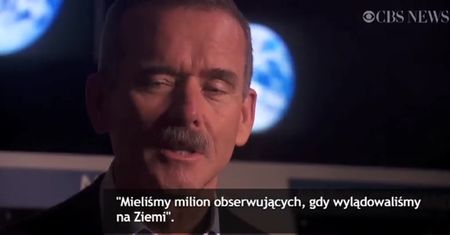 Śpiewający astronauta hitem sieci