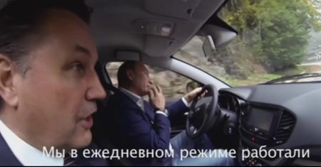 Władimir Putin testuje nową Ładę