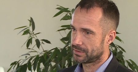 Polacy kupują foteliki samochodowe dla dzieci w ostatniej chwili