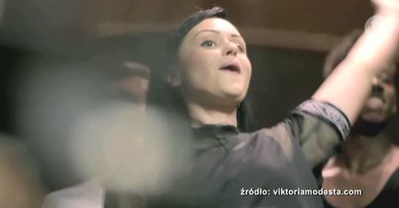 Modelka z protezą nogi: "mam słabość do Polski, byłam tam kilka razy"