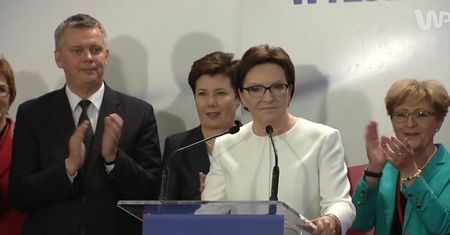 #dziejesienazywo: Kopacz: Gratulujemy zwycięzcom. Dziękuję Polakom, którzy dziś głosowali