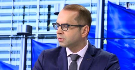 #dziejesienazywo: Szczerba: Andrzej Duda będzie musiał wyjąć głowę, którą trzymał w piasku