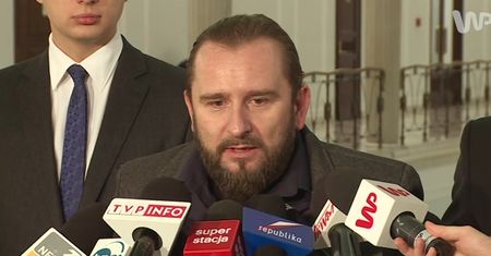 Marszałek Sejmu zamknął kuluary dla przedstawicieli prasy. Liroy krytykuje