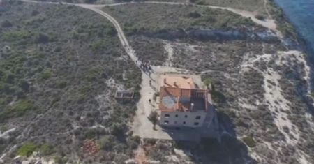 Tak imigranci przeprawiają się do Europy. Nagranie z drona
