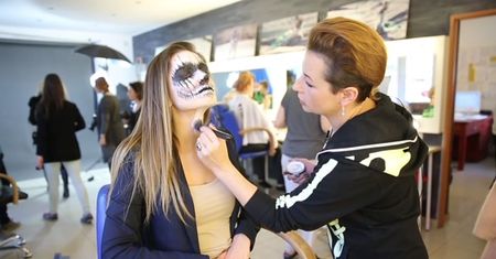 #dziejesienazywo: Jak zrobić trupi makijaż na Halloween?